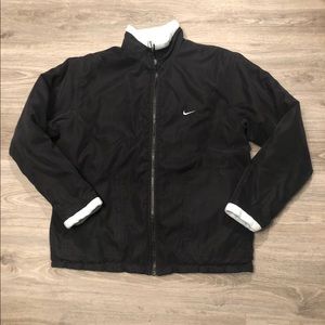 🌻 for $15 / Nike winter jacket size runs of small to medium
